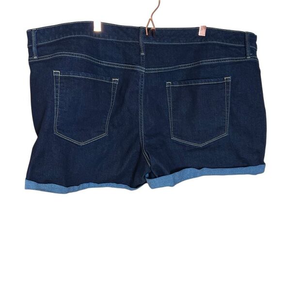 Ava & Viv Zip Fly Super Stretch Cuffed Midi Jean Denim Shorts Blue Size 24W - Picture 7 of 7
